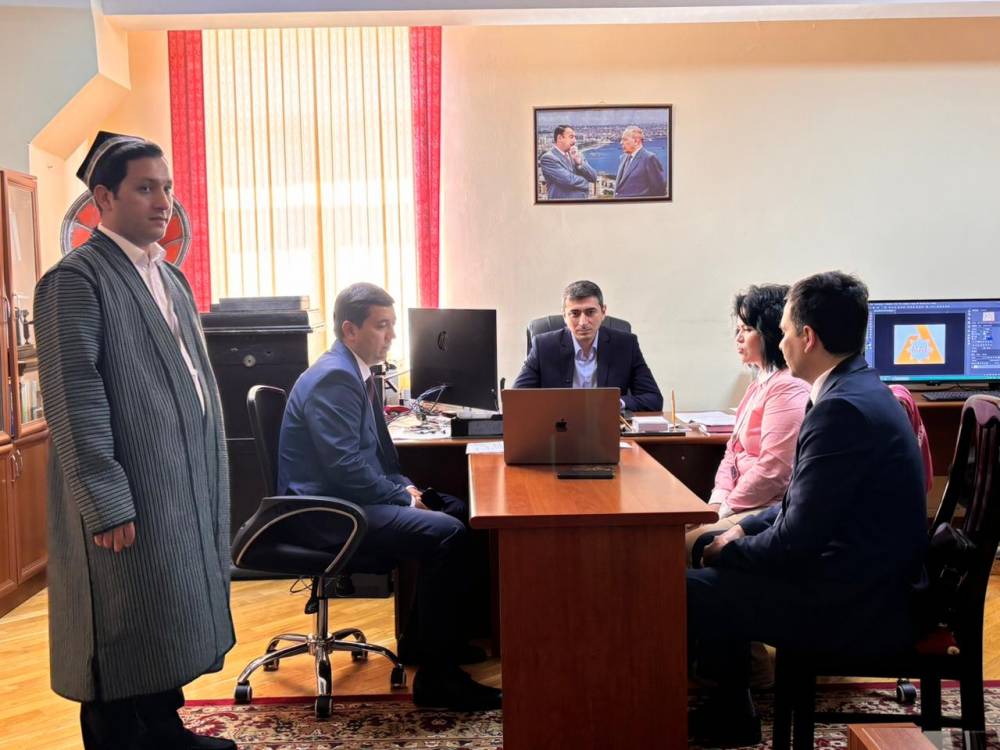 Özbəkistanlı qonaqlar Dövlət Səs Yazıları Arxivində olublar